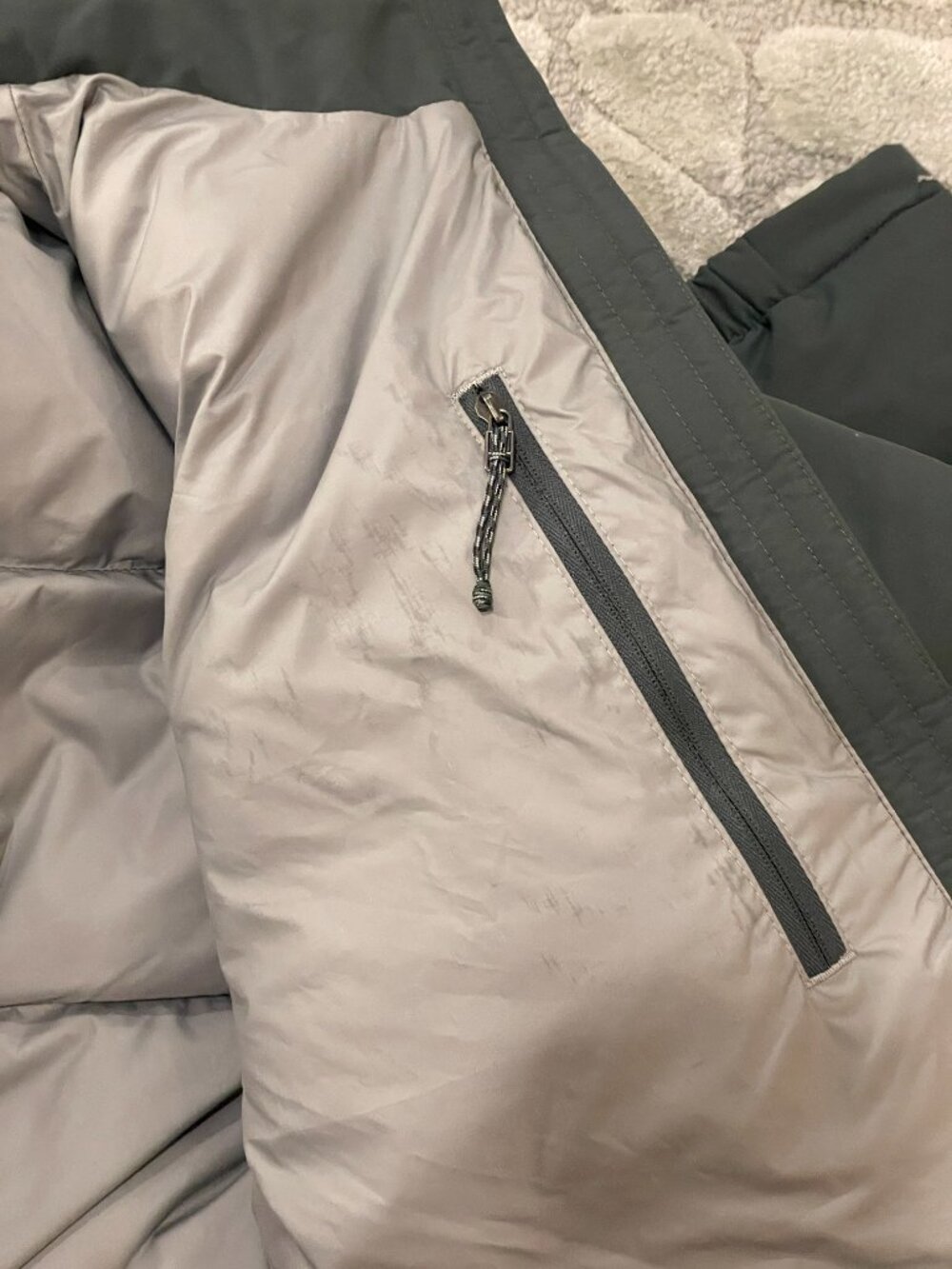 Patagonia Down Drift Parka - Women's XSmall - Like New - Picture 16 of 16
